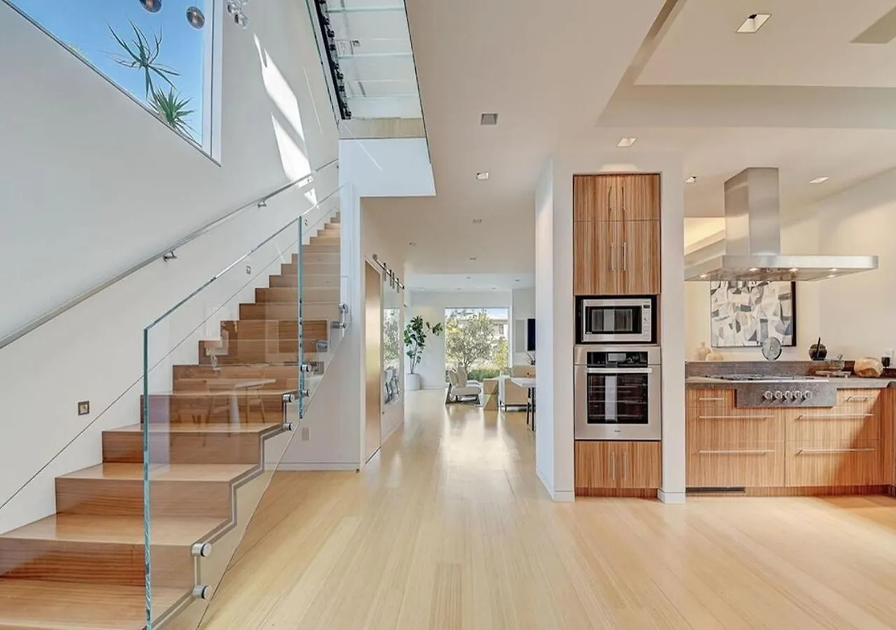 Gorgeous Three Bedroom Versatile Home Los Angeles Apartment